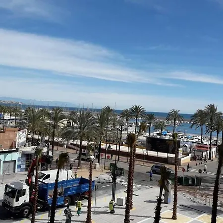 Paseo Maritimo Фуэнхирола